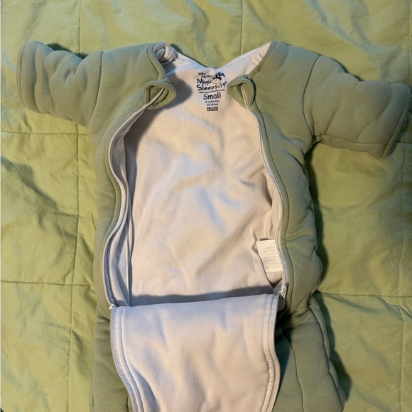 - Gray - Picture 4 of 8